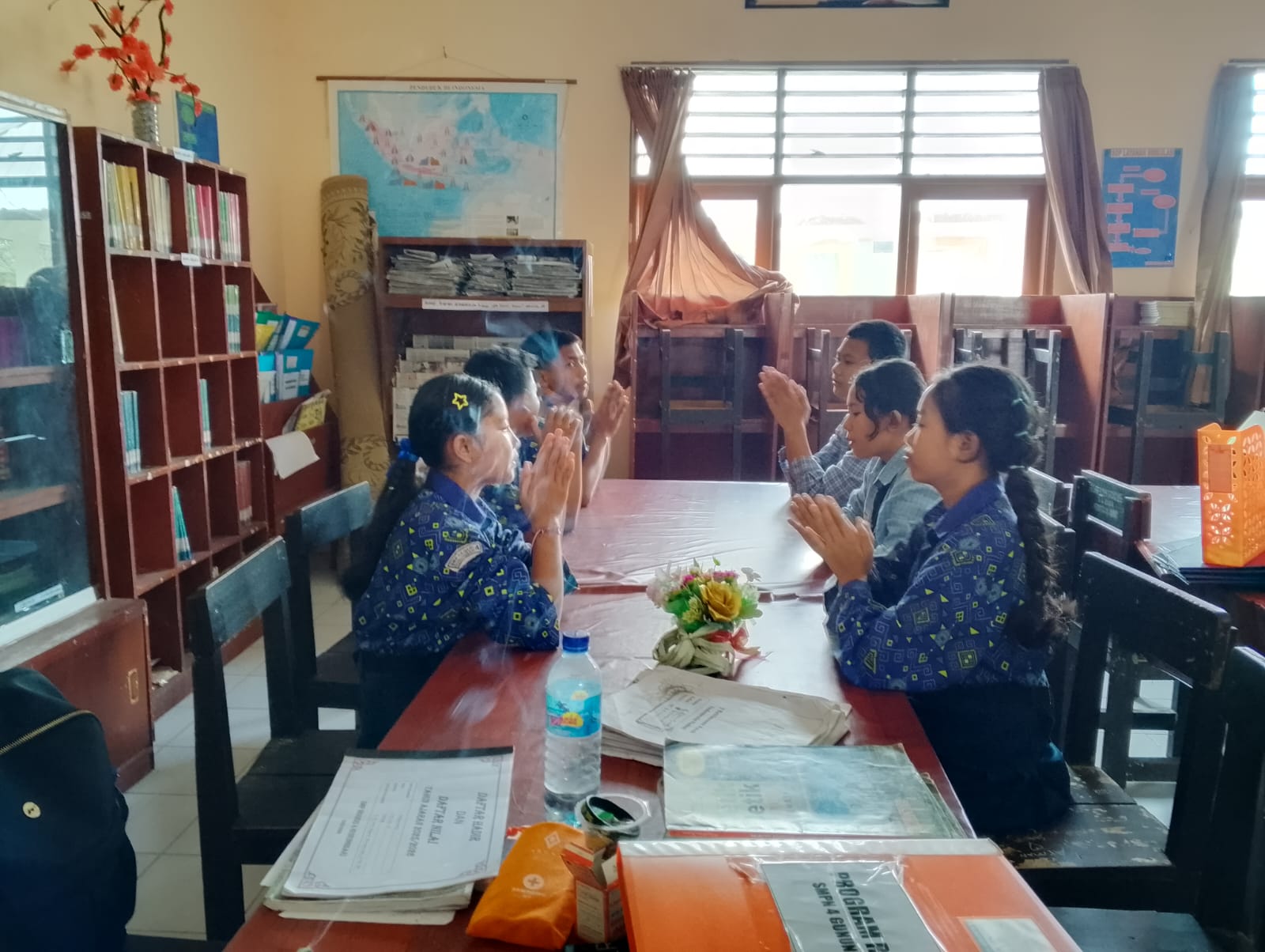 Kegiatan Agama Hindu setiap Hari Jumat Pagi